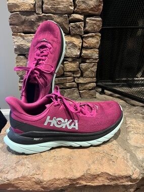 HOKA Mach 4 Running Shoes Festival Fuchsia/Black Women's Size 9 1/2 B